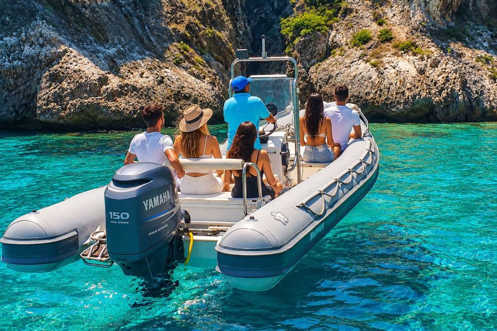 Escursioni con conducente Blumarine - Gite nel golfo di Orosei in gommone